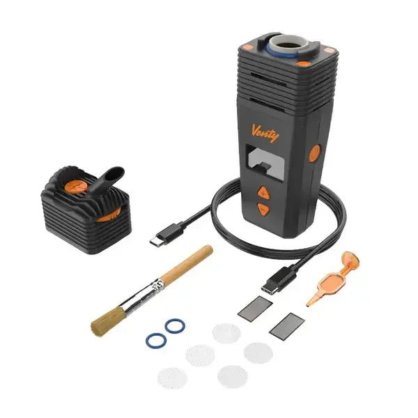 Das Venty-Vaporizer-Set mit Zubehör, einschließlich USB-C-Kabel, Reinigungspinsel, Ersatzsieben und Dichtungsringen.