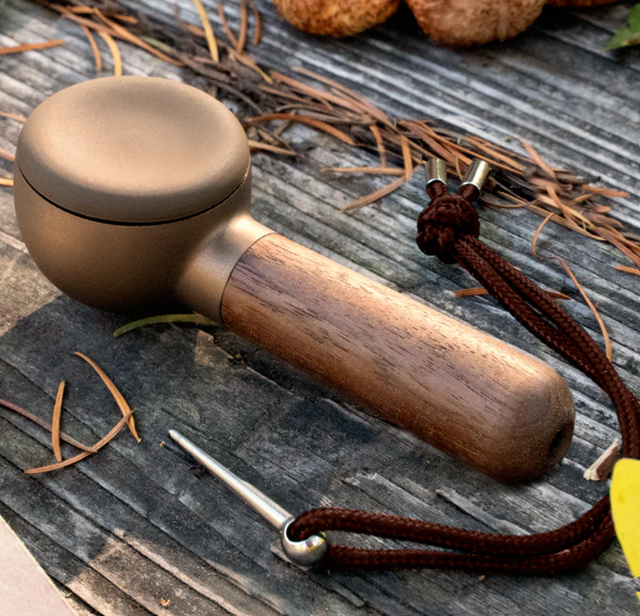 HEIR / HANDPIPE / Walnuss / Coming soon