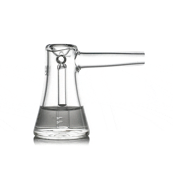 Ein animiertes GIF, das zeigt, wie ein klarer Vulkan-Glas-Bubbler mit Wasser gefüllt und anschließend von Rauch befreit wird.