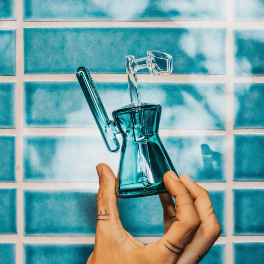 GRAV® Pocket Bubbler Vergleich: Spherical vs. Hourglass | onehitter.de