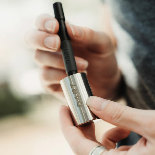 High, aber bewusst: Der Aufstieg des achtsamen Rauchens.