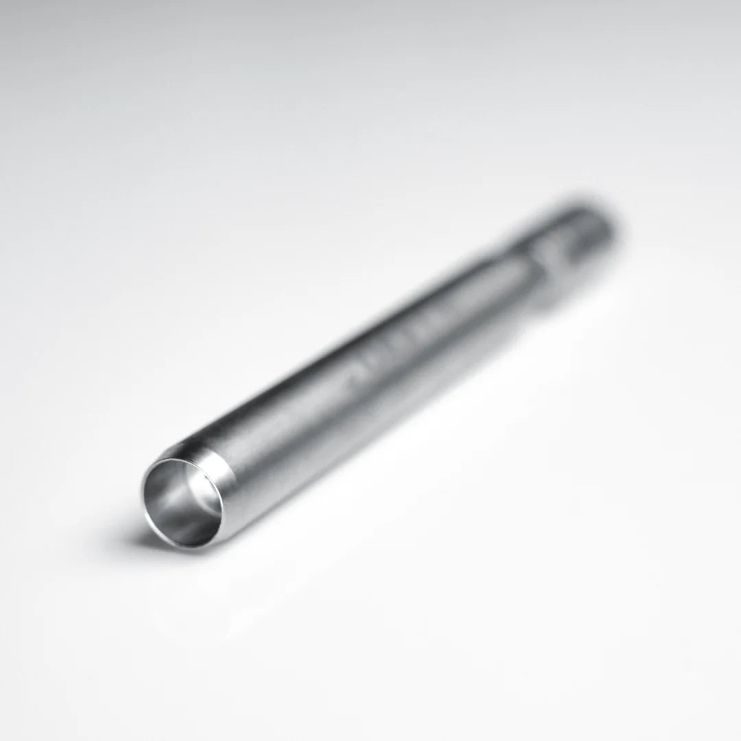 THE DART PRO / Titanium