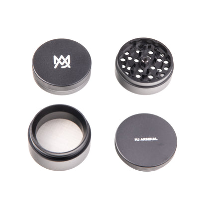 MJ ARSENAL / GRINDER / 4-PIECE / Schwarz
